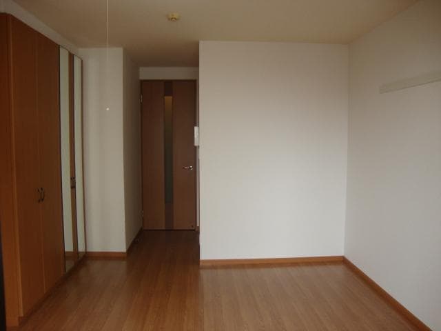 洋室 サンクチュアリI