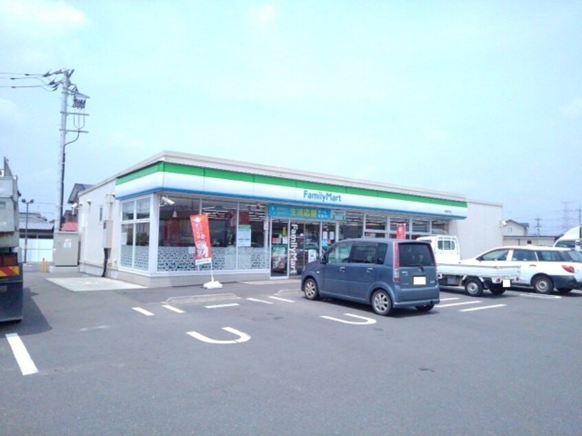 ファミリーマート筑西布川店まで650m エターナル・インテンション