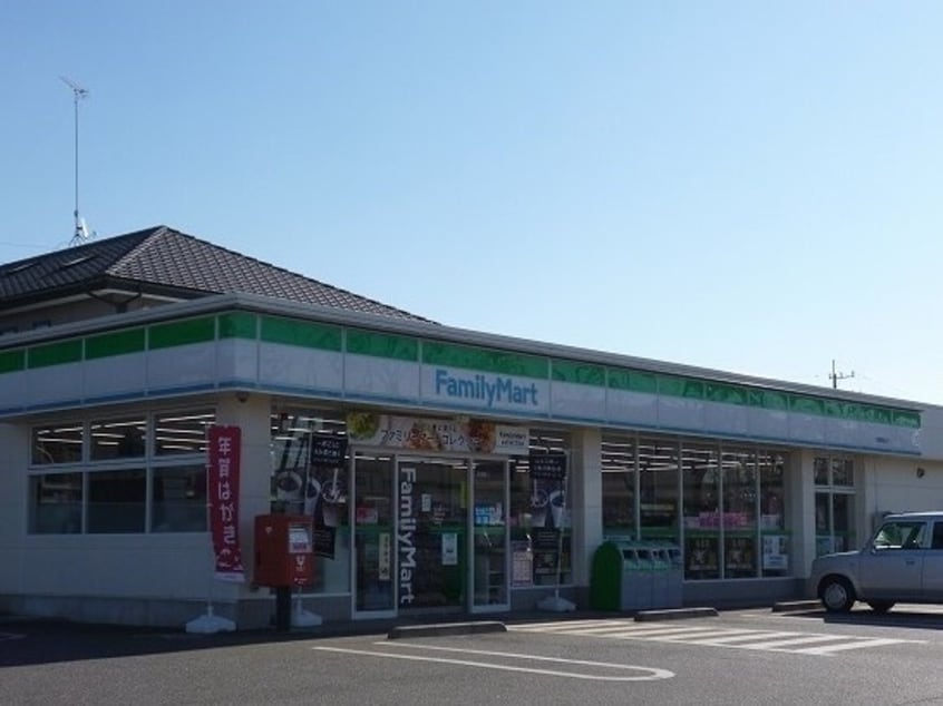 ファミリーマート上高間木店まで360m ヴィオラ・オーベストＡ