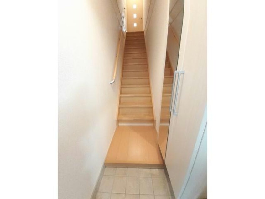  ラ・ルーチェ（沖野上町）