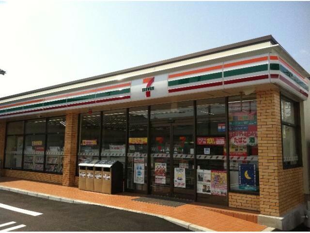 セブンイレブン福山南蔵王3丁目店(コンビニ)まで304m サニープレイス（南蔵王）