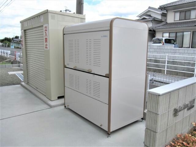 ゴミステーション リヤンAJⅢ