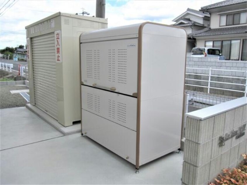 ゴミステーション リヤンAJⅢ