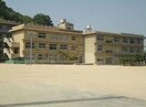 福山市立千田小学校(小学校)まで494m Ｒｉｖｅｒ　Ｃｏｕｒｔ　Ⅱ棟