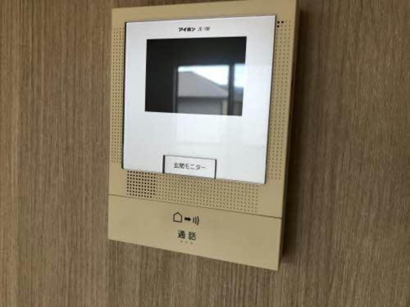  メゾンドローズ　Ｂ棟