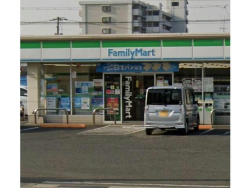 ファミリーマート福山曙五丁目店(コンビニ)まで451m ローズコートヤマサ　A棟