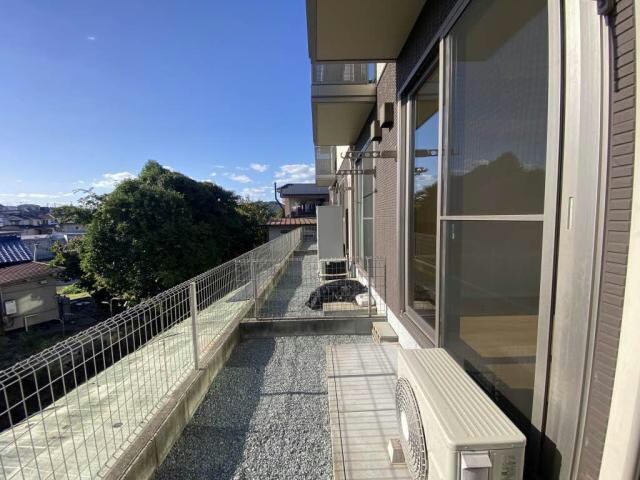  シャーメゾン坪生南