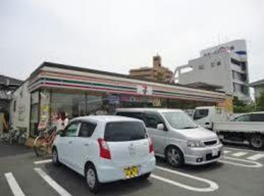 セブンイレブン福山御門3丁目店(コンビニ)まで239m ハイツ御門館