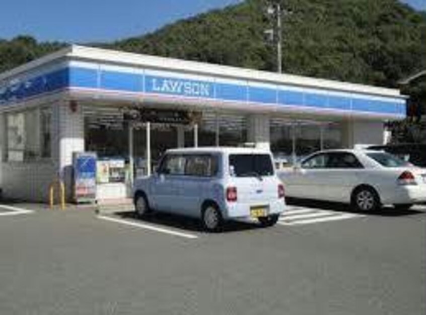 ローソン福山千田小池店(コンビニ)まで599m サンフレーア