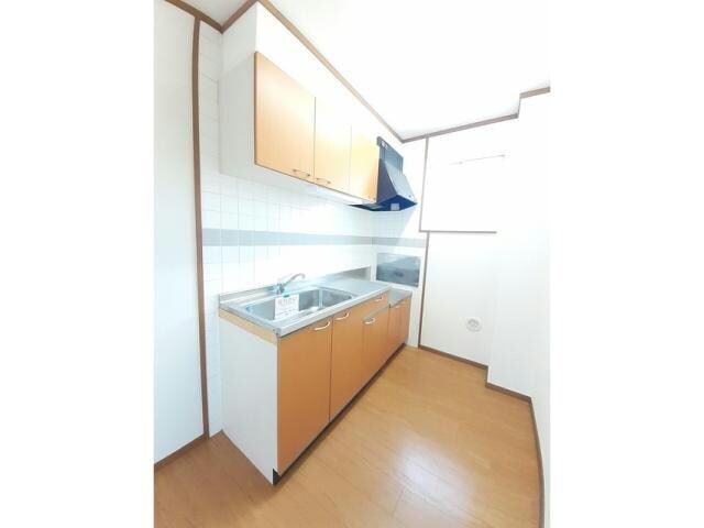  クレストール来山Ａ