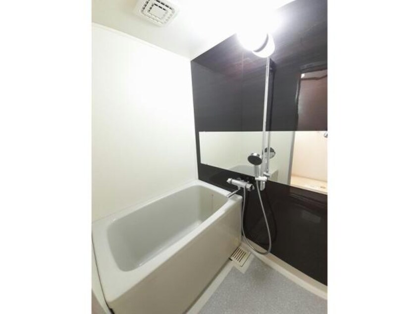  クレストール来山Ａ