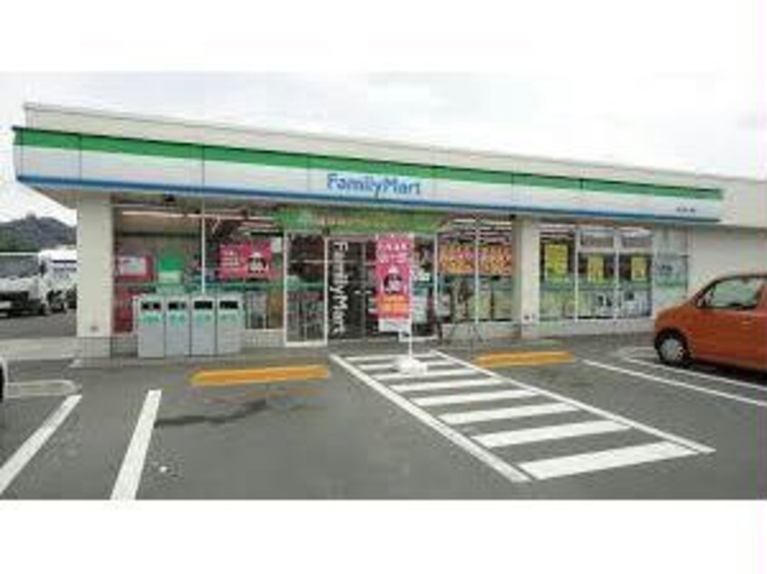 ファミリーマート神辺町川南店(コンビニ)まで1014m パストラーレA