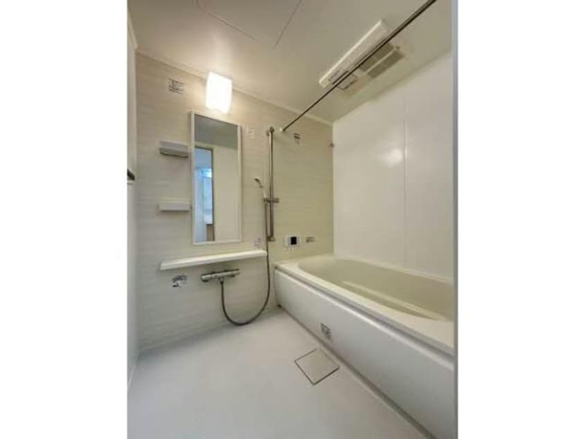  ガーデンズ多治米　Ｂ棟