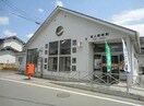 道上郵便局(郵便局)まで555m ファミーユＡ（神辺町道上）