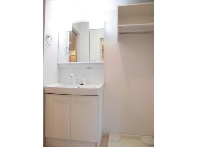  ラピス（奈良津町）