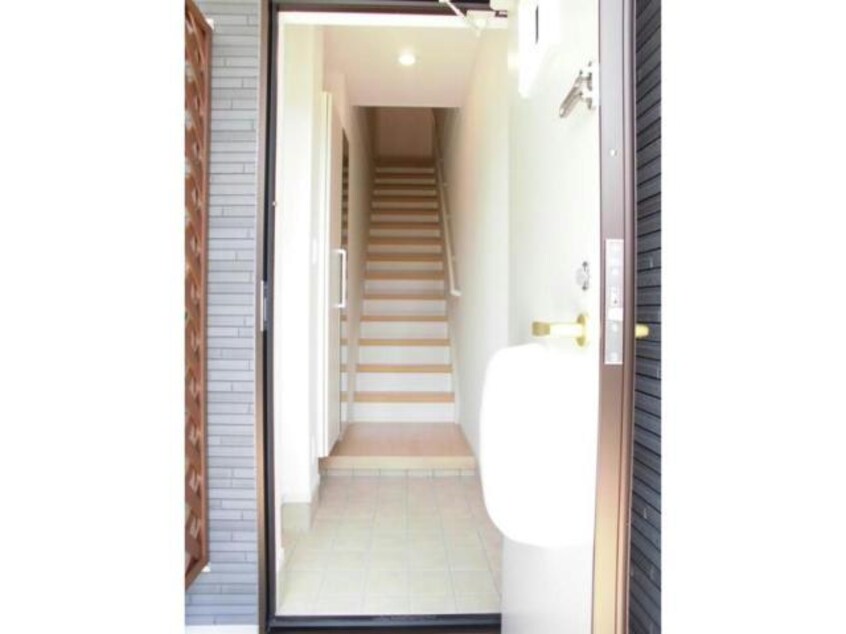  ラピス（奈良津町）