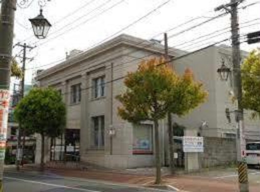 中国銀行福山胡町支店(銀行)まで1661m ラピス（奈良津町）