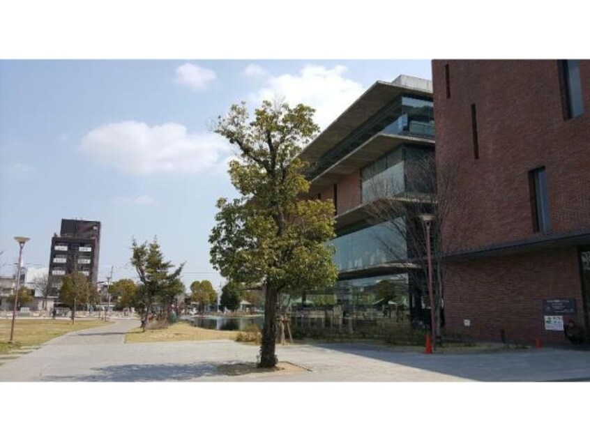 福山市中央図書館(図書館)まで3081m D-room内山Ⅱ