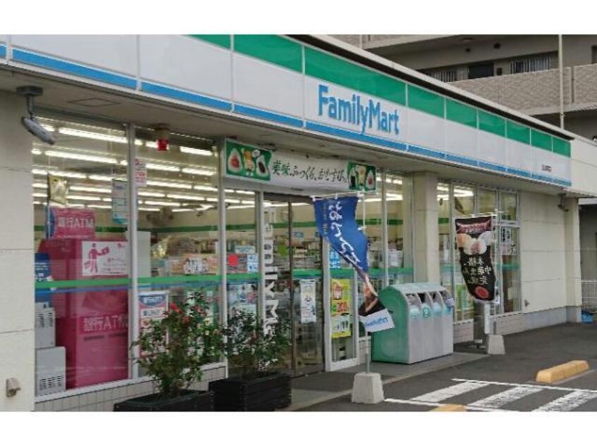 ファミリーマート福山卸町店(コンビニ)まで470m カサグランデ曙　Ｂ棟