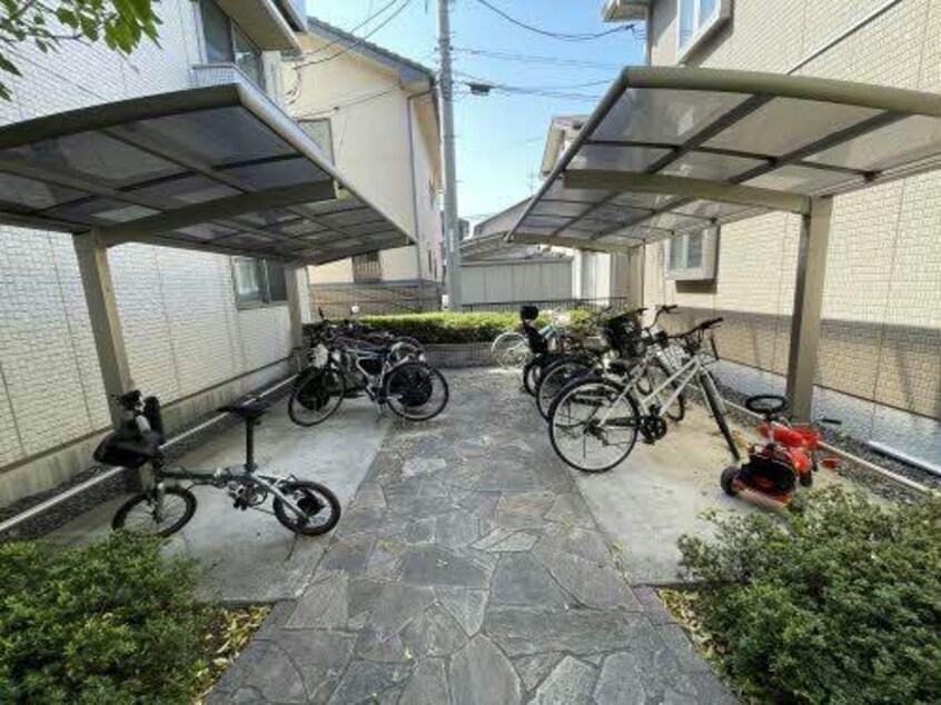  グランマスト多治米　Ｂ棟