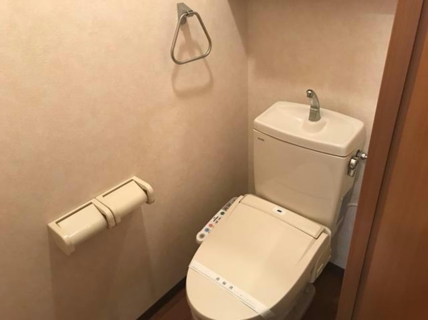  グリーンパレス