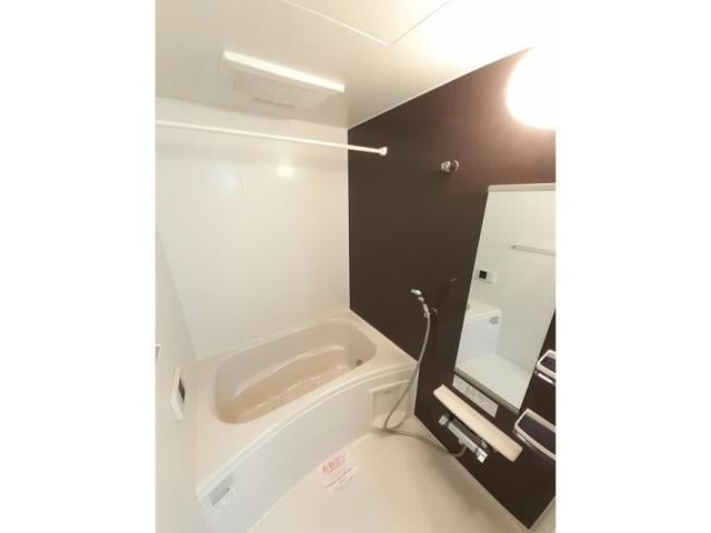  エミネンス　Ｂ