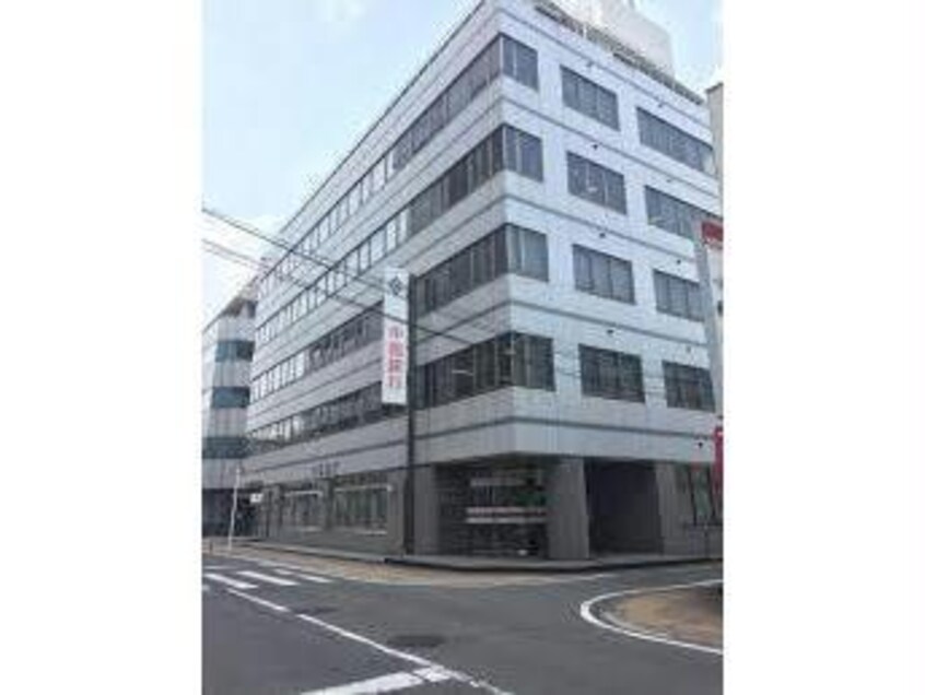 中国銀行福山西支店(銀行)まで1374m カーサ　アリーヴォⅢ