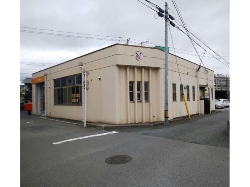 福山沖野上郵便局(郵便局)まで261m クロワゾン