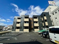 レジデンス　ラル　三吉