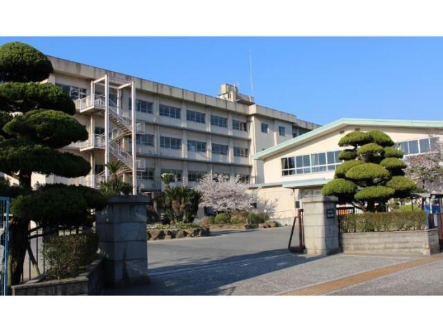 福山市立桜丘小学校(小学校)まで210m レトア桜丘