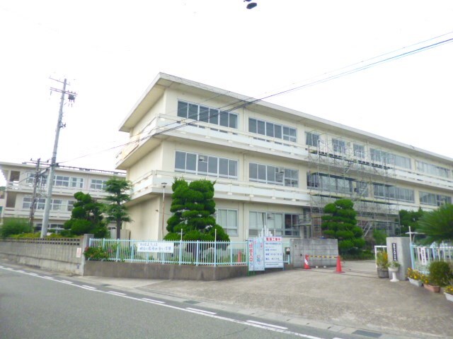 赤穂市立尾崎小学校(小学校)まで967m マキハウス