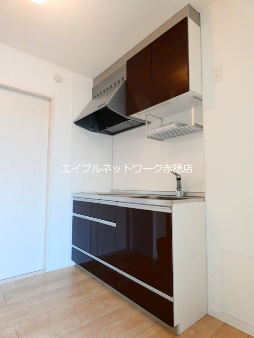  コスモポート新田