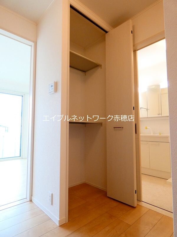  コスモポート新田