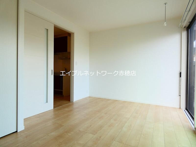  コスモポート新田