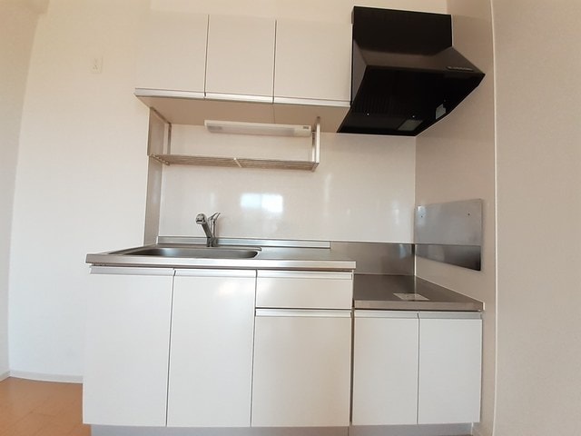  シン．シン．ハウスＤ