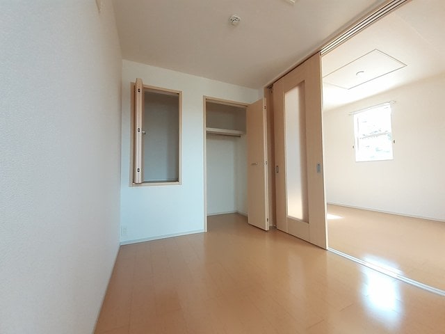  シン．シン．ハウスＤ