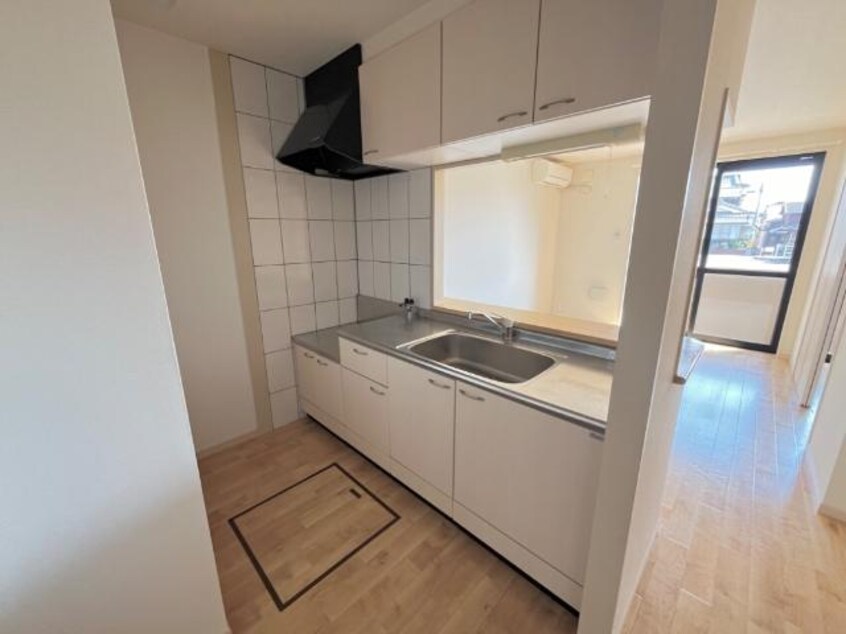 キッチン フローラ