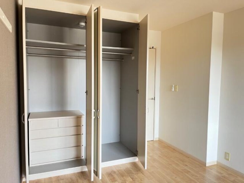 クローゼット フローラ