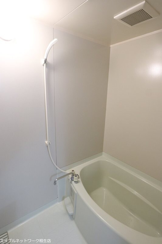  ラポール弐番館