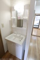  ラポール弐番館