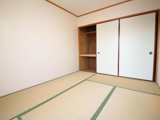  ティナ大塚