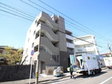 パルイースト
