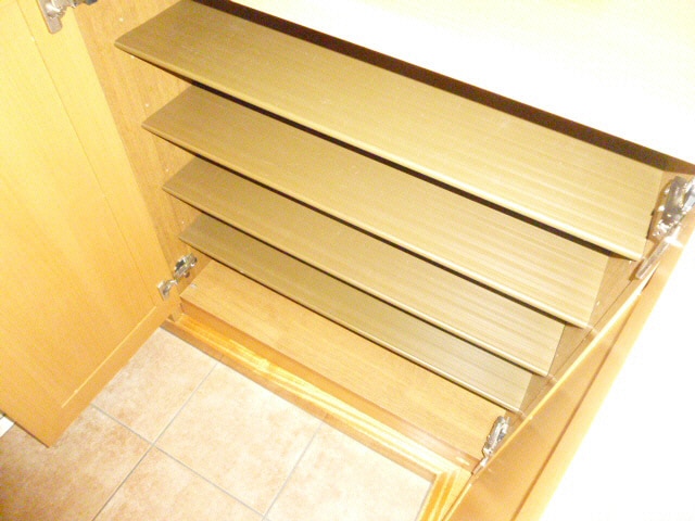 靴箱（モデル） ユーミー新城