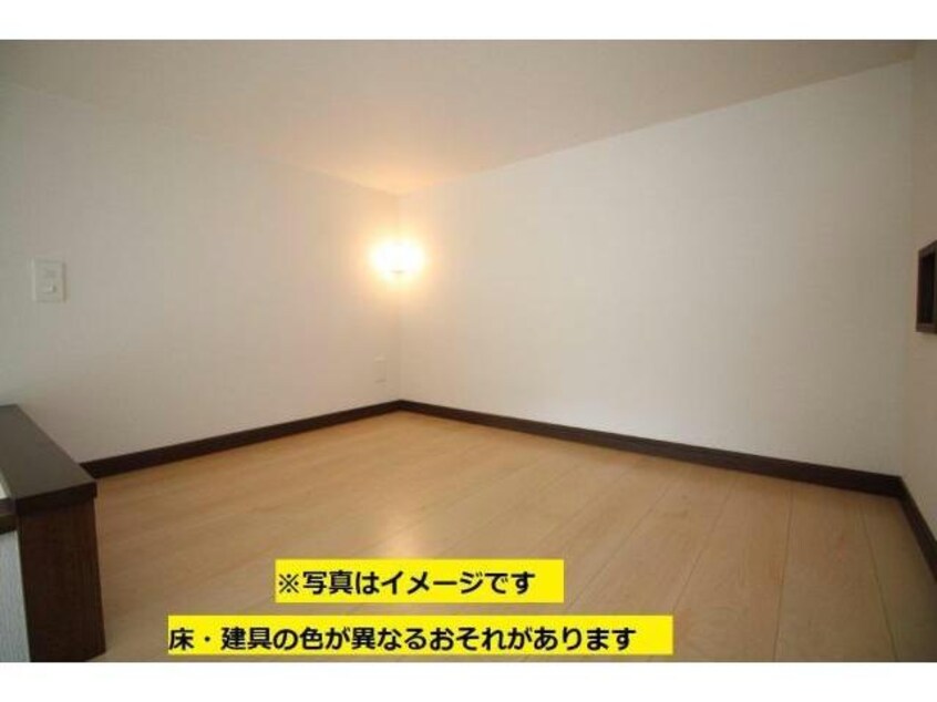 モデル Village sitta