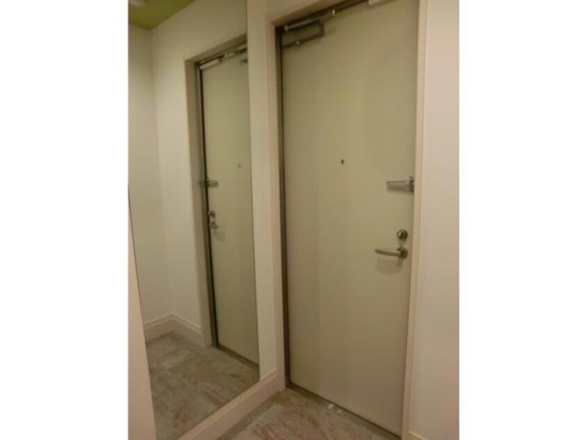  Saison　Lumiere（ｾｿﾞﾝ･ﾙﾐｴｰﾙ）