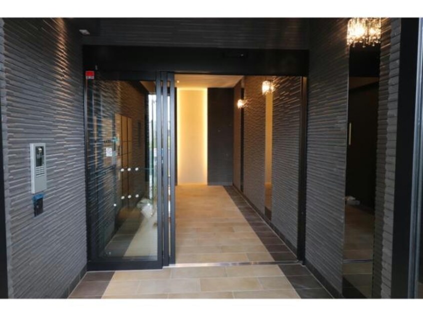  グランデ西金沢駅前