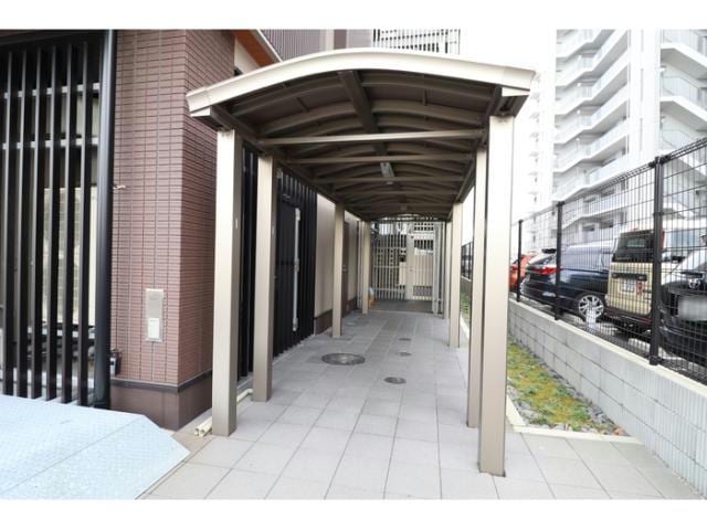  グランデ西金沢駅前