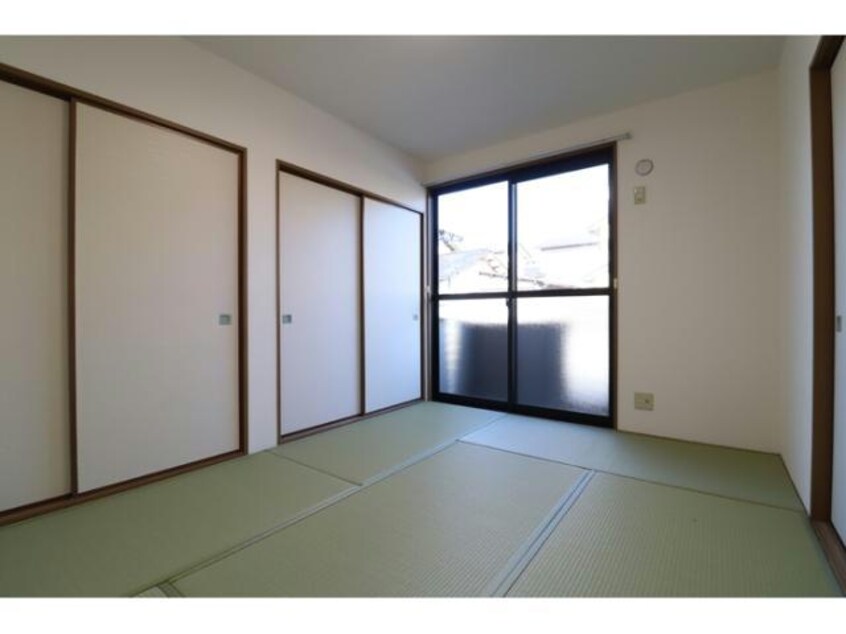  モンターニュリーブル　Ｂ棟