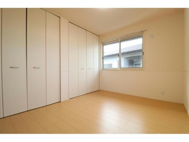  Ｇｉｖｅｒｎｙ（ｼﾞｳﾞｪﾙﾆｰ）