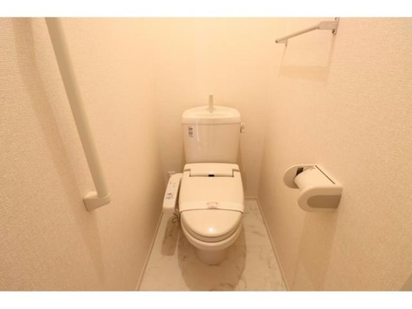  アーダ・レガーロ